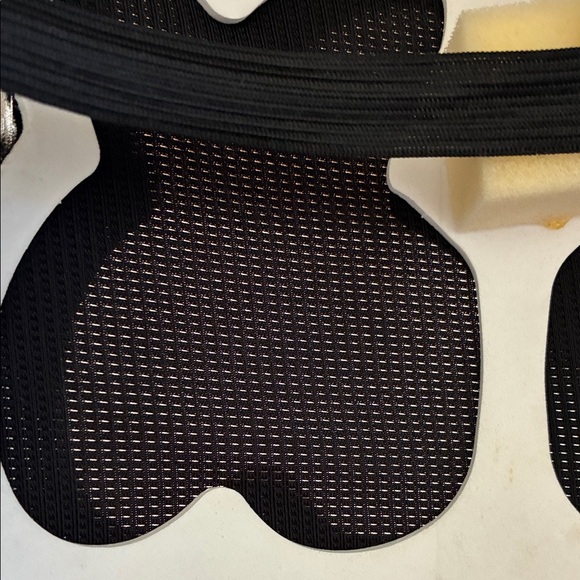 MARSHMELLO Spirit Black Half Mask DJ MARSHMALLOW HEAD - Picture 9 of 11